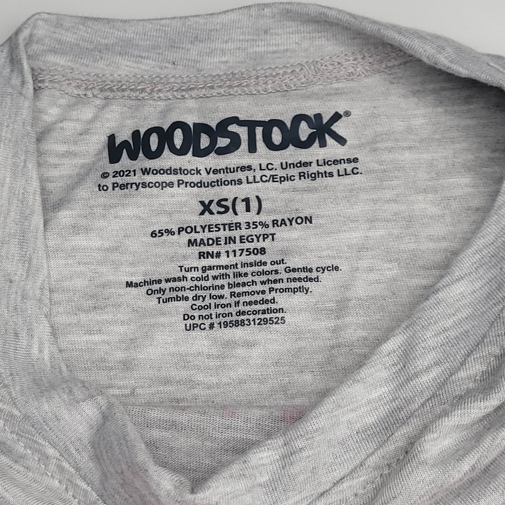 New without Tags Juniors Woodstock tee size XS - Picture 5 of 6